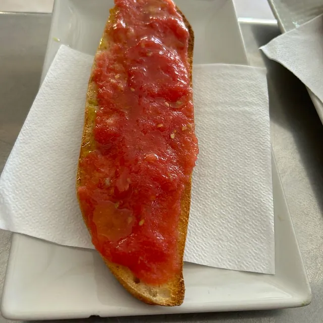 Bar Cafeteria Victoria plato