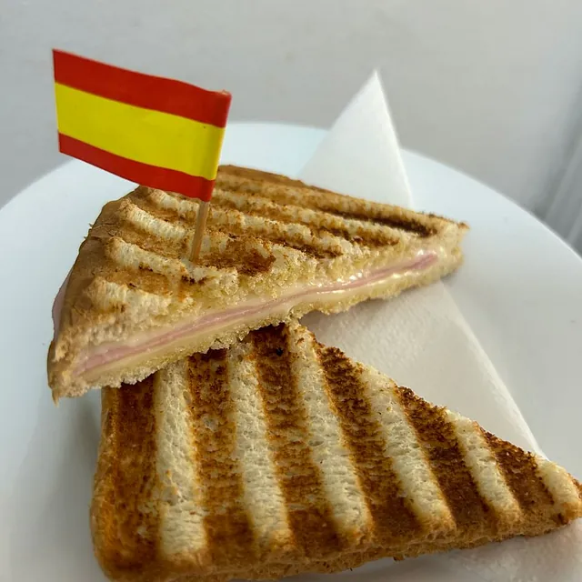 Bar Cafeteria Victoria plato